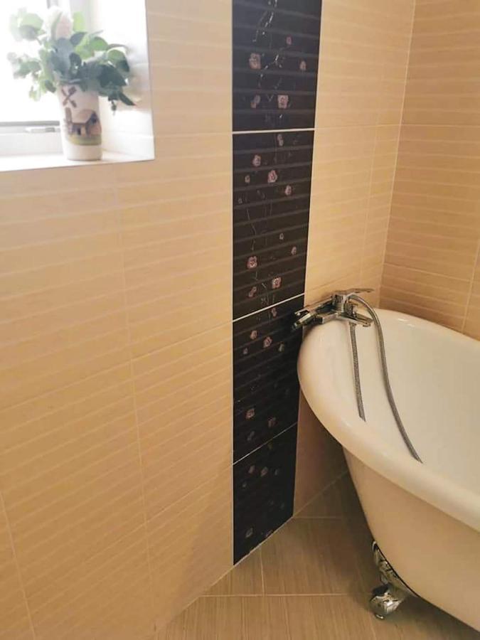 Casa File De Poveste Targu Jiu Luaran gambar