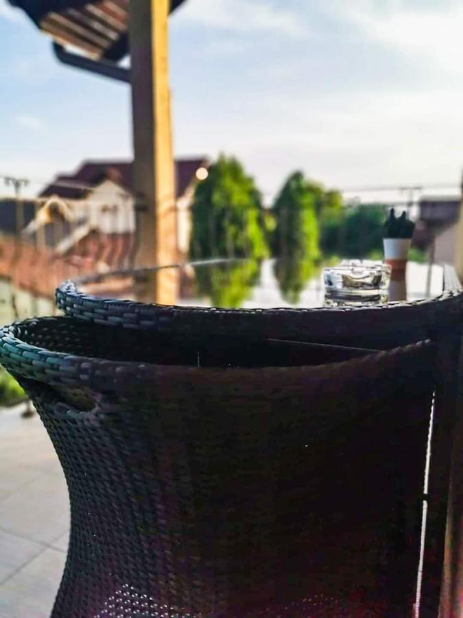 Casa File De Poveste Targu Jiu Luaran gambar